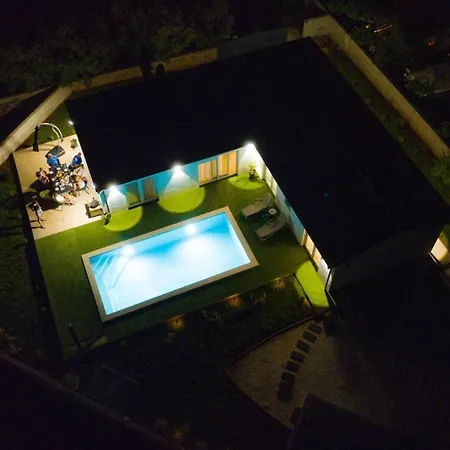 Cordis Villa