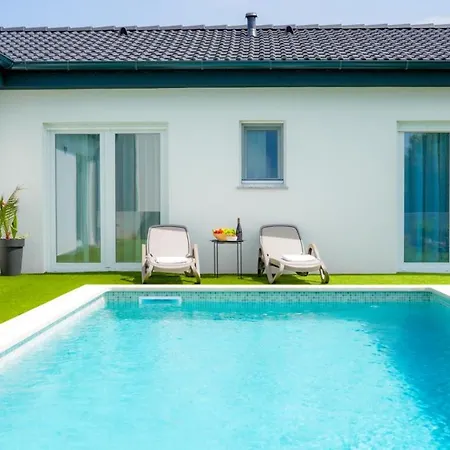 Cordis Villa
